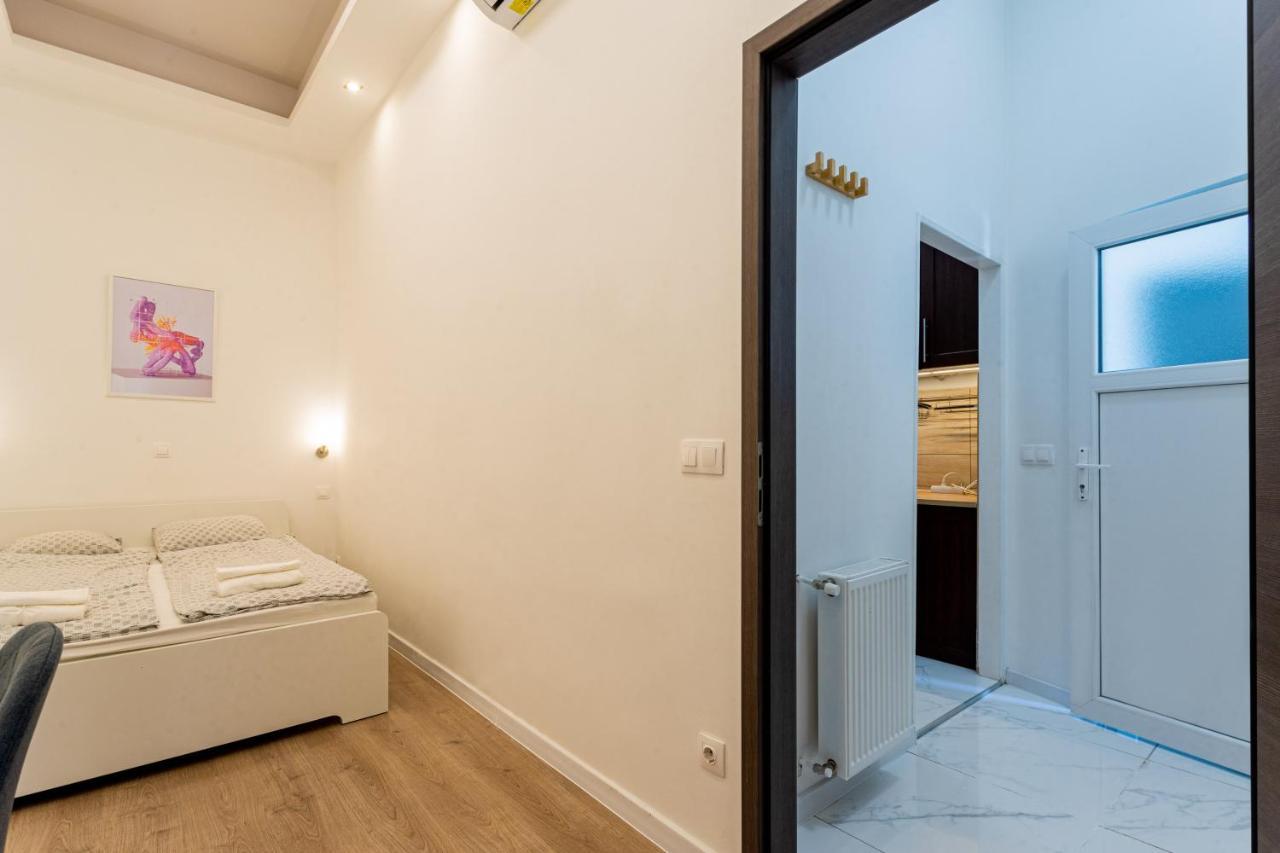 Modernized Condo At Kiraly 51 Βουδαπέστη Εξωτερικό φωτογραφία
